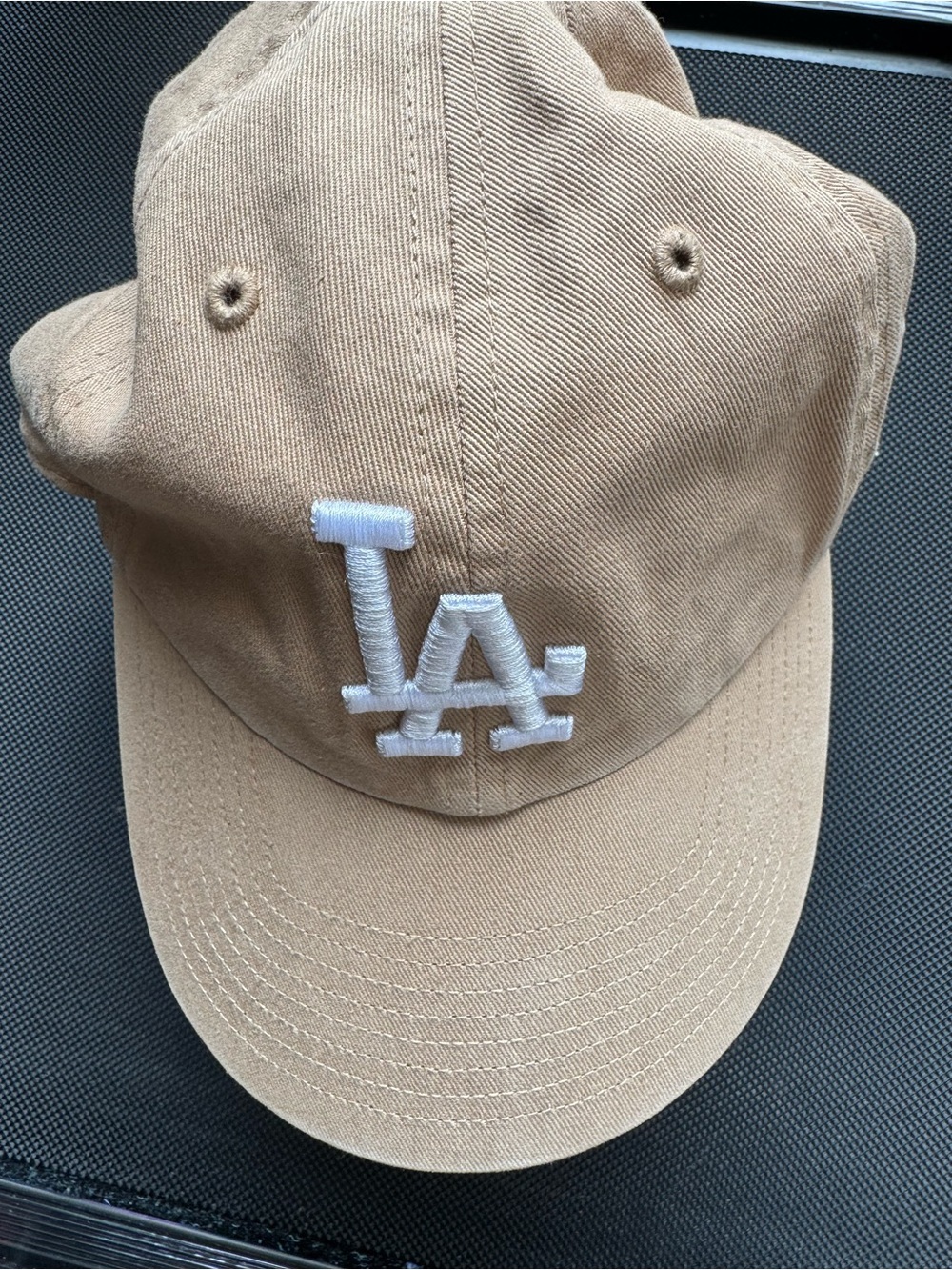 47 Women’s Tan Baseball Cap with White LA Emblem